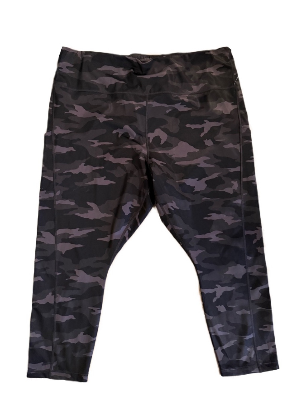 NEW Athleta Plus Size Black Gray Camo Lightening 7/8 Tights Leggings